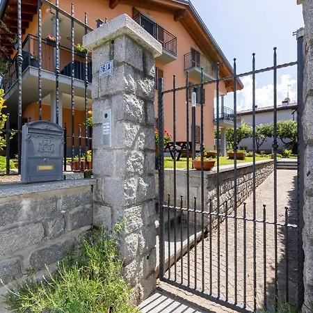 Апартаменты With Garden And Parking *